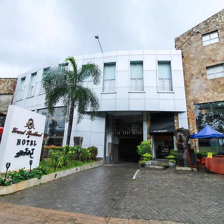 Oyo 43936 Hotel Rajputana Palace Farrukhabad Esterno foto