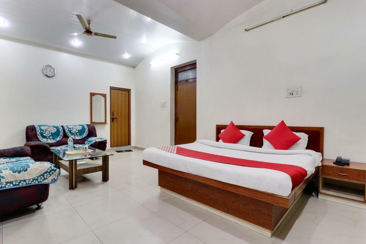Oyo 43936 Hotel Rajputana Palace Farrukhabad Esterno foto